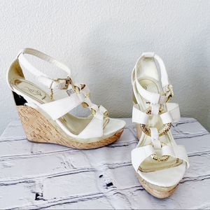 🏖️ Mix & Match 3/$275 🏖️ Vintage Baby Phat White Wedge Heels